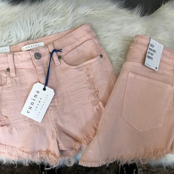 Eunina lulu high rise shorts in pink - Picture 3 of 3